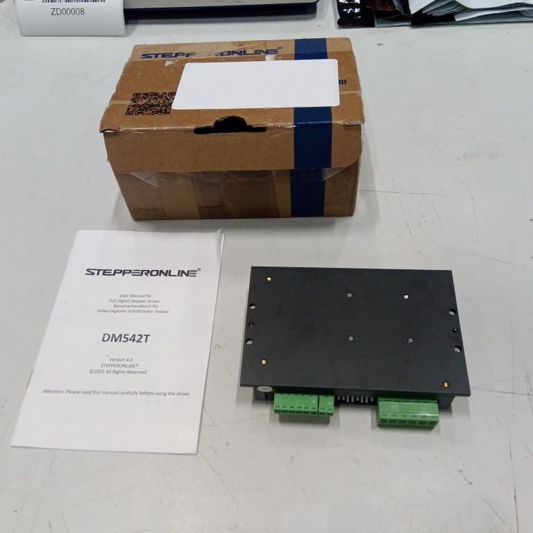 Digital Stepper Driver 1.0-4.5A 18-50VDC for Nema 17, 23, 24 Stepper Motor - DM542T | StepperOnline AU
